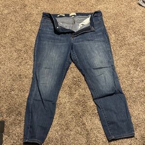 Universal Thread Dark Blue Skinny Jeans